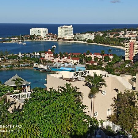 Columbus Heights Apt 26 F Ocho Rios Cameră foto
