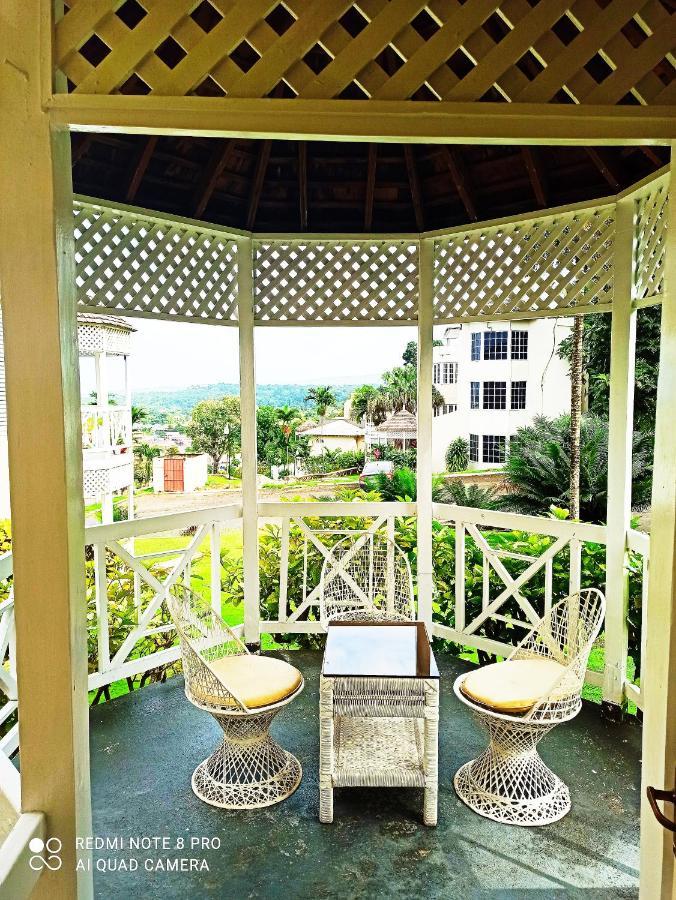 Columbus Heights Apt 26 F Ocho Rios Exterior foto