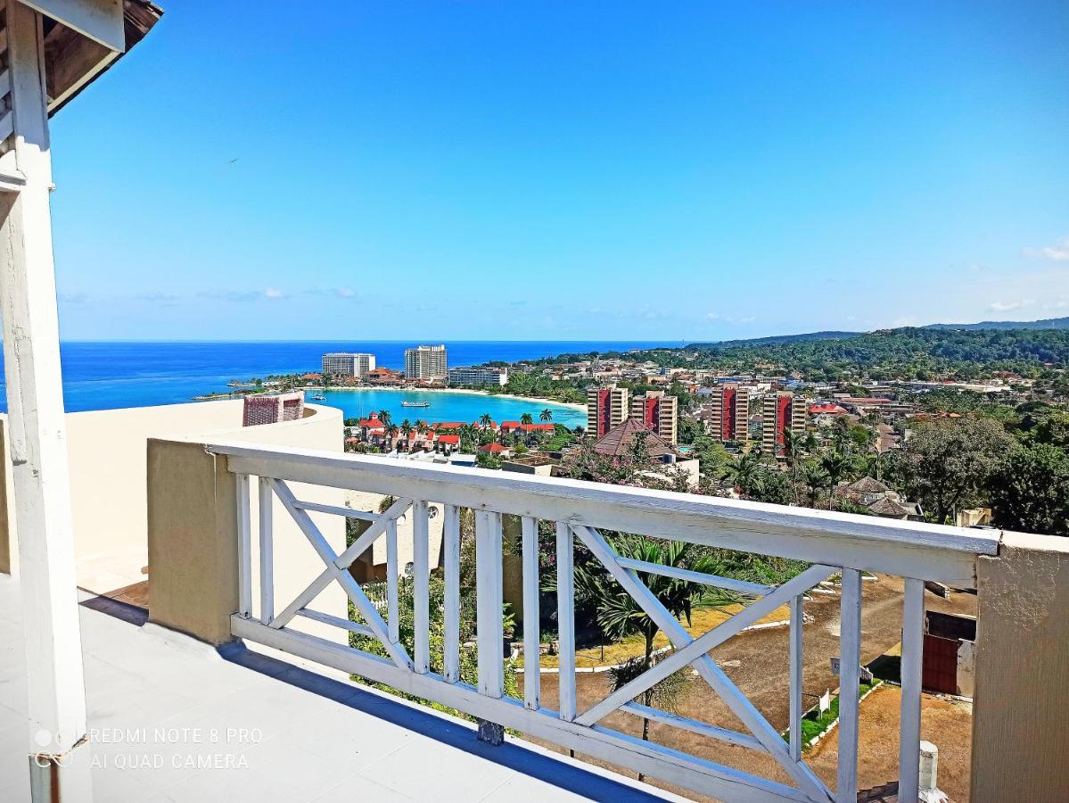 Columbus Heights Apt 26 F Ocho Rios Exterior foto