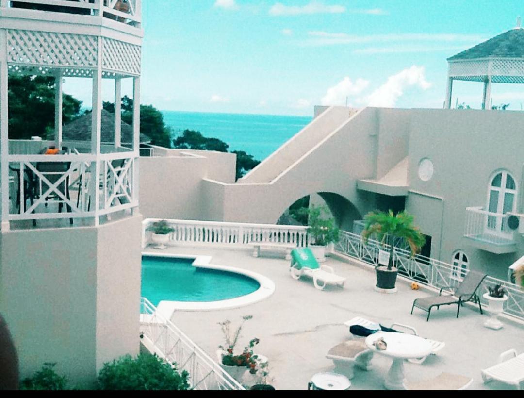 Columbus Heights Apt 26 F Ocho Rios Exterior foto